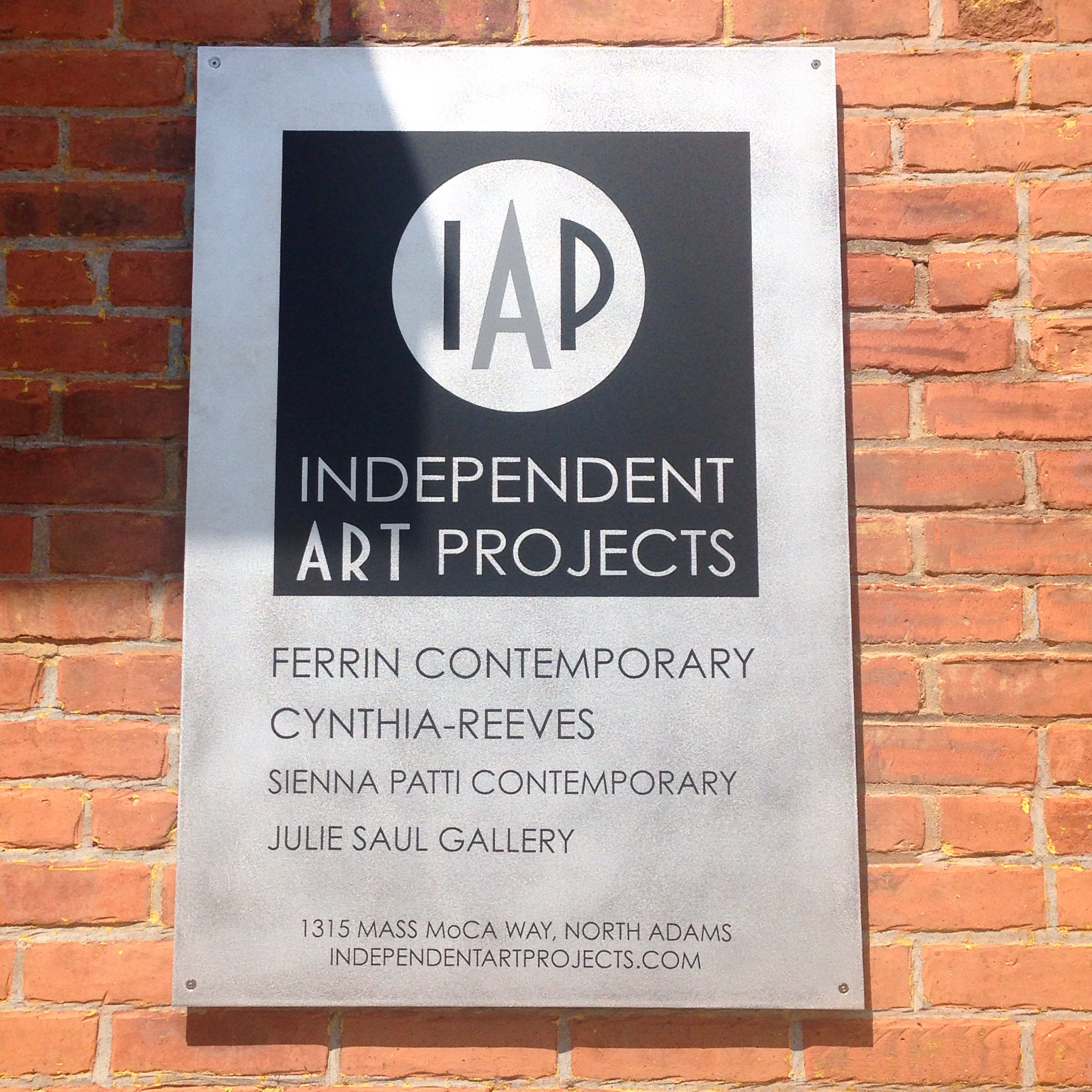July 2014: New Art Space Celebrates Grand Opening